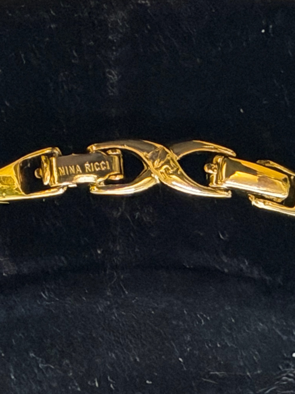 Nina Ricci Gold Plated Necklace - Picture 5 of 5